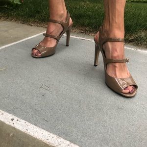 Tan Patent Leather Via Spiga Sandals Heels